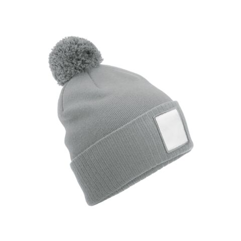 Appliqué patch pom beanie